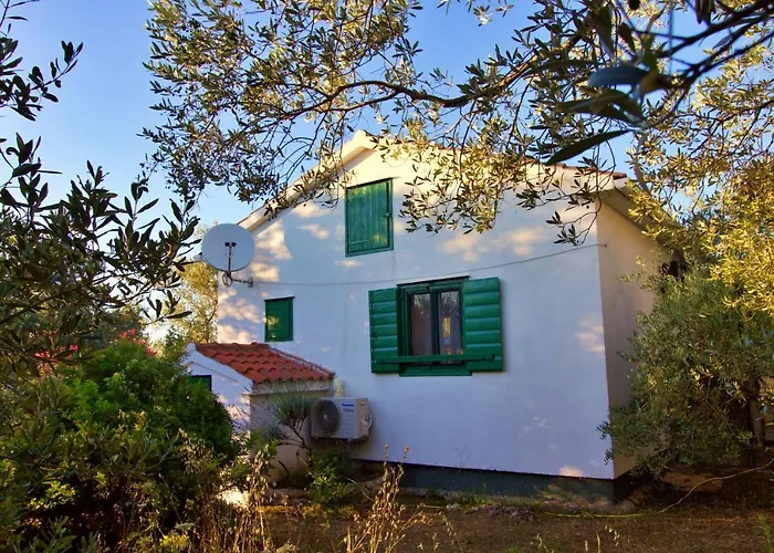 فيلة House Silvana Ždrelac